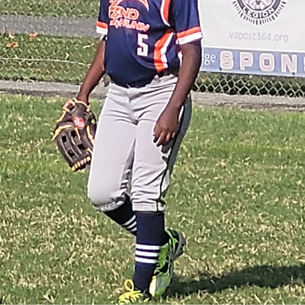 2 pairs of Boys Baseball pants. White and Grey made by Chamorro size: YM